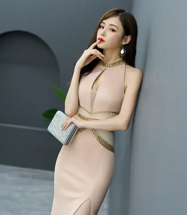 1405711