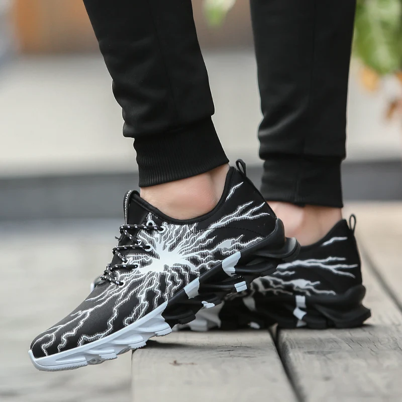 Men Sneakers Big Size 36-47 Comfortable Shoes Men Fashion Slip-On Men's Casual Shoes Graffiti Personality Design Male Loafers Men Sneakers Big Size 36-47 Comfortable Shoes Men Fashion Slip-On Men's Casual Shoes Graffiti Personality Design Male Loafers