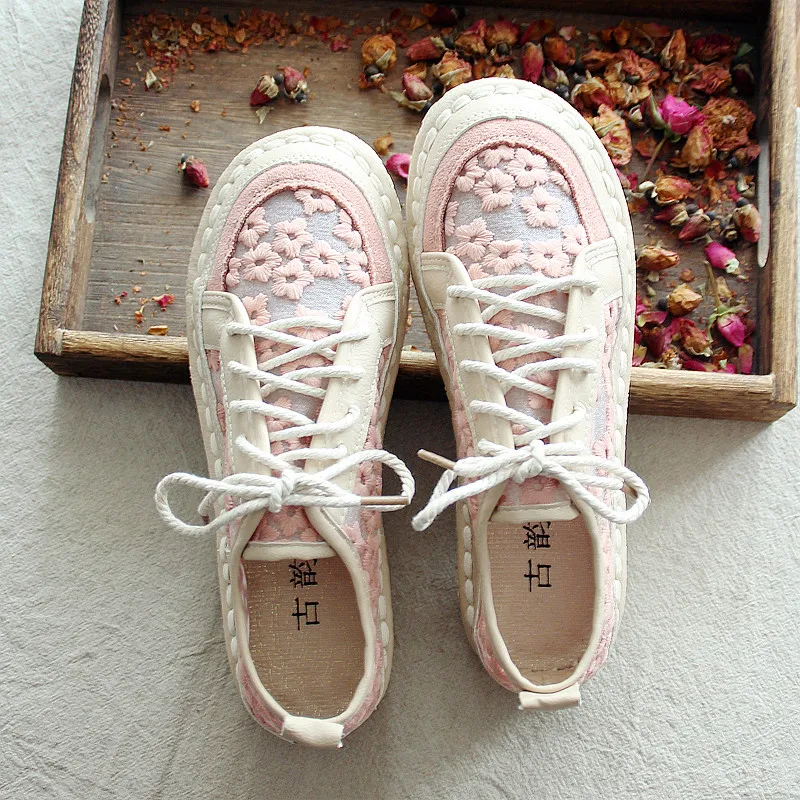 

Retro literary and comfortable flat-bottom shoes Chrysanthemum mesh Mori female soft-soled shoes handmade fashion casual shoes