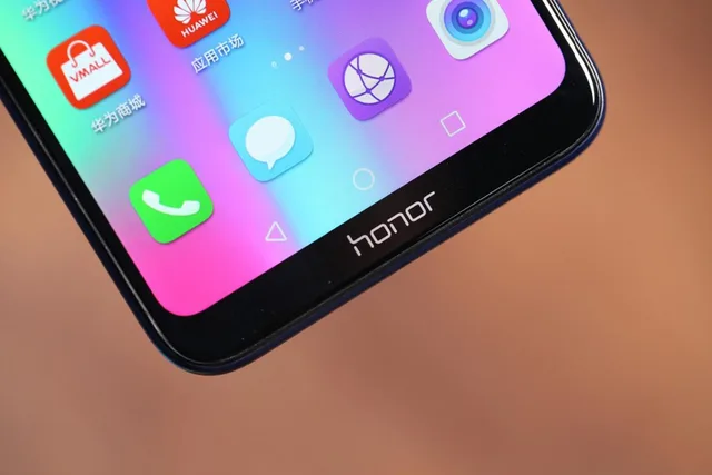 Firmware-teléfono inteligente internacional Honor 8C 4G LTE, Octa Core, Android 8,1, pantalla iPS de 6,26 pulgadas, x 720 1520, 4GB de RAM, 128GB de ROM, reconocimiento de huella dactilar Firmware-teléfono inteligente internacional Honor 8C 4G LTE, Octa Core, Android 8,1, pantalla iPS de 6,26 pulgadas, x 720 1520, 4GB de RAM, 128GB de ROM, reconocimiento de huella dactilar