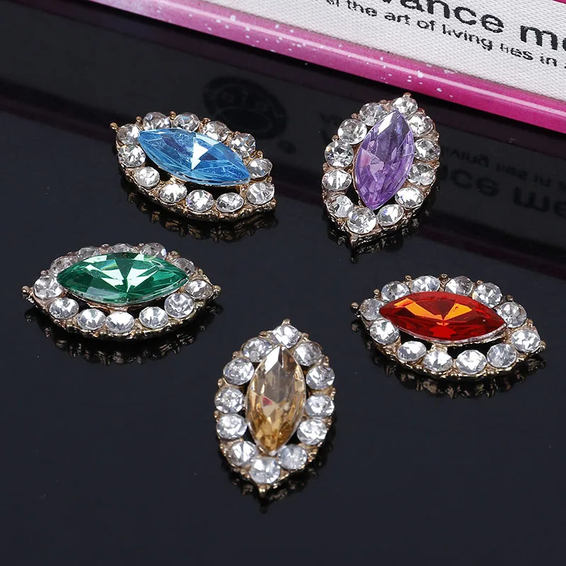 

2016New 100Pcs Horse Eye Buttons Rhinestone button for DIY hair accessories or sewing clothes decoration ZJ201