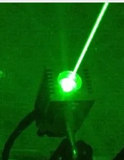Tanie 532nm poruszać się zielony laser skanowania lampa sceniczna na świeżym sklep