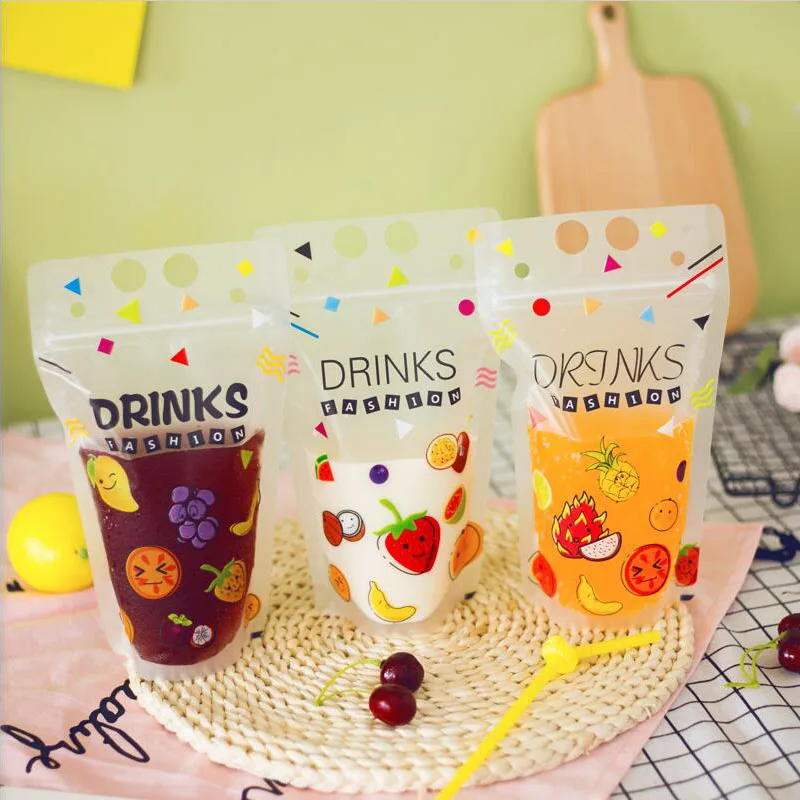 

100 Pcs Cute Fruit Cartoon Colorful Plastic Drink Packaging Bag Pouch for Beverage Juice Milk Coffee,with Holes Handle 450ml