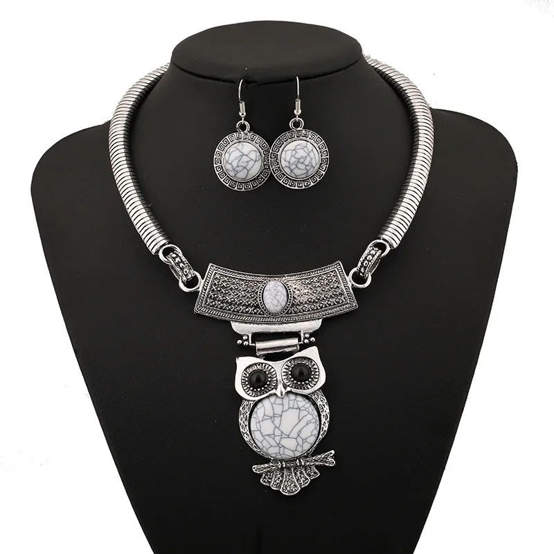 Naomy&ZP Vintage Big Colar Ethnic Pendant Bohemian Tassel Necklace