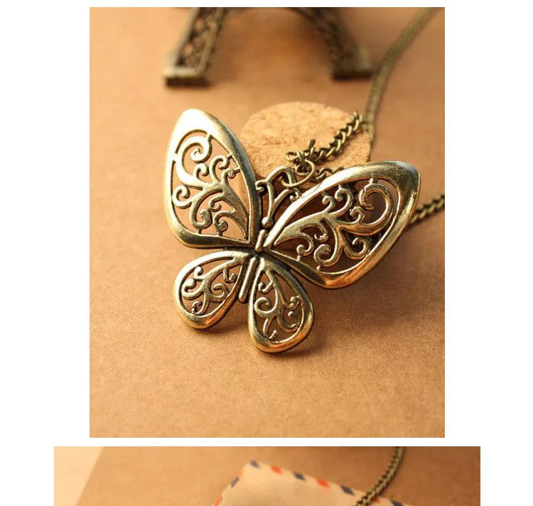 Vintage Hollow Butterfly Pendant Necklace For Women Gold color Necklaces Exquisite Fashion Long Chain Sweater Jewelry Wholesale