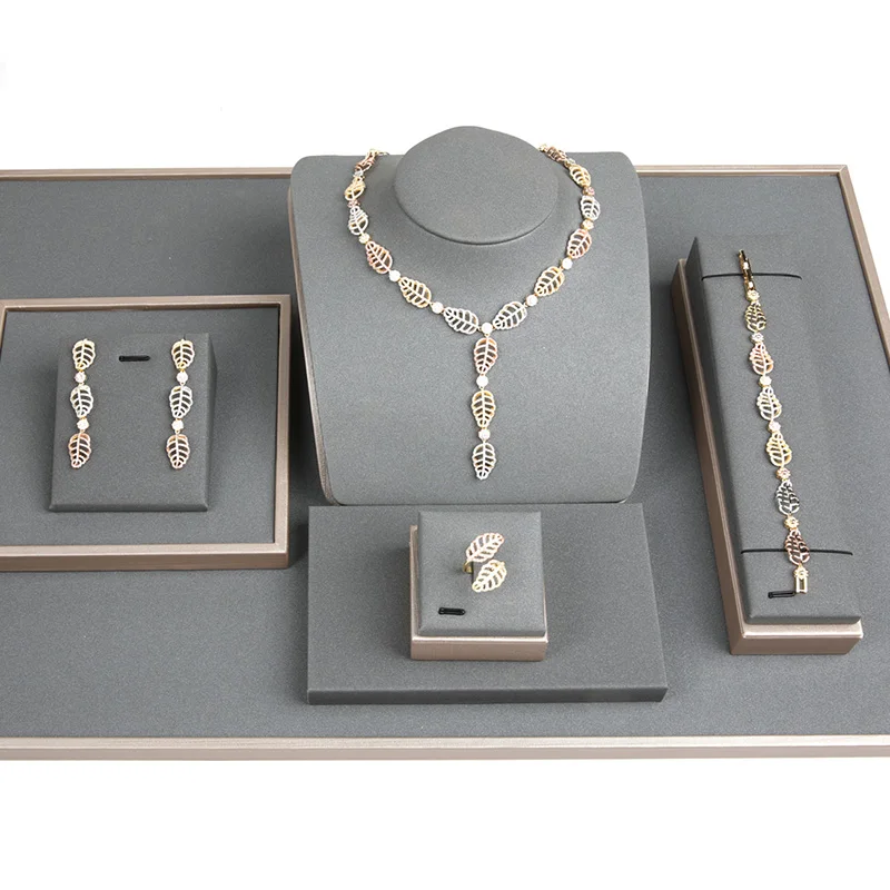 

Blucome CZ Zircon Leaves African Jewelry Sets For Women 4PCS Wedding Bridal Engagement Dubai Necklace Earring Bracelet Ring Set
