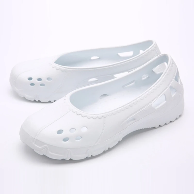 Новая медицинская обувь с перфорацией женская обувь для доктора хирургической медсестры Стоматологическая Больничная лабораторная обувь антистатические автоклавные Сабо