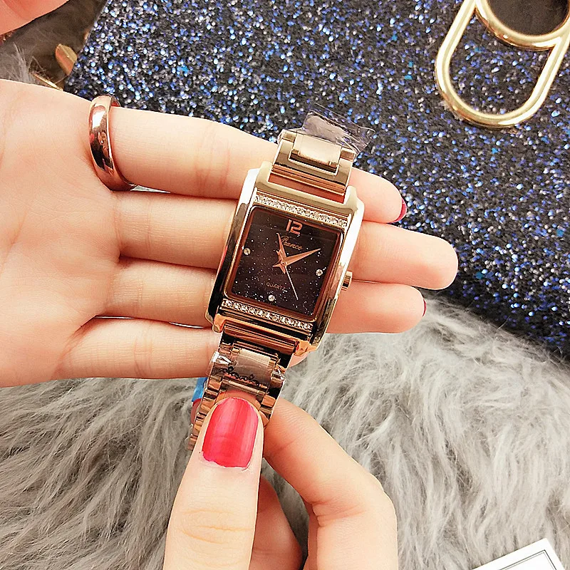 

2019 Square Rhinestone Rivet Star Surface Waterproof Tide Watch Chronograph Rose Gold High-end Custom Chain Ladies Quartz Watch