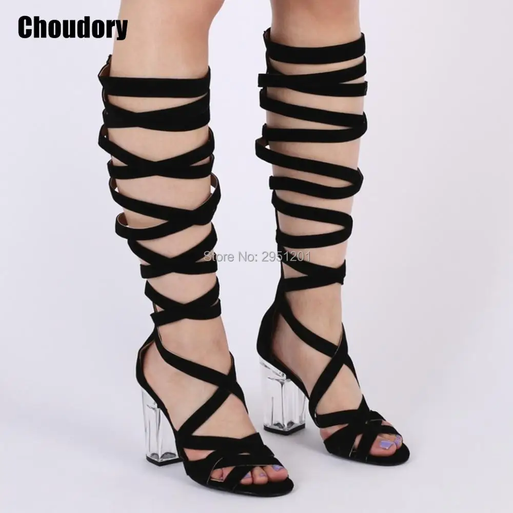 claudia-7_black_su_3_4_1