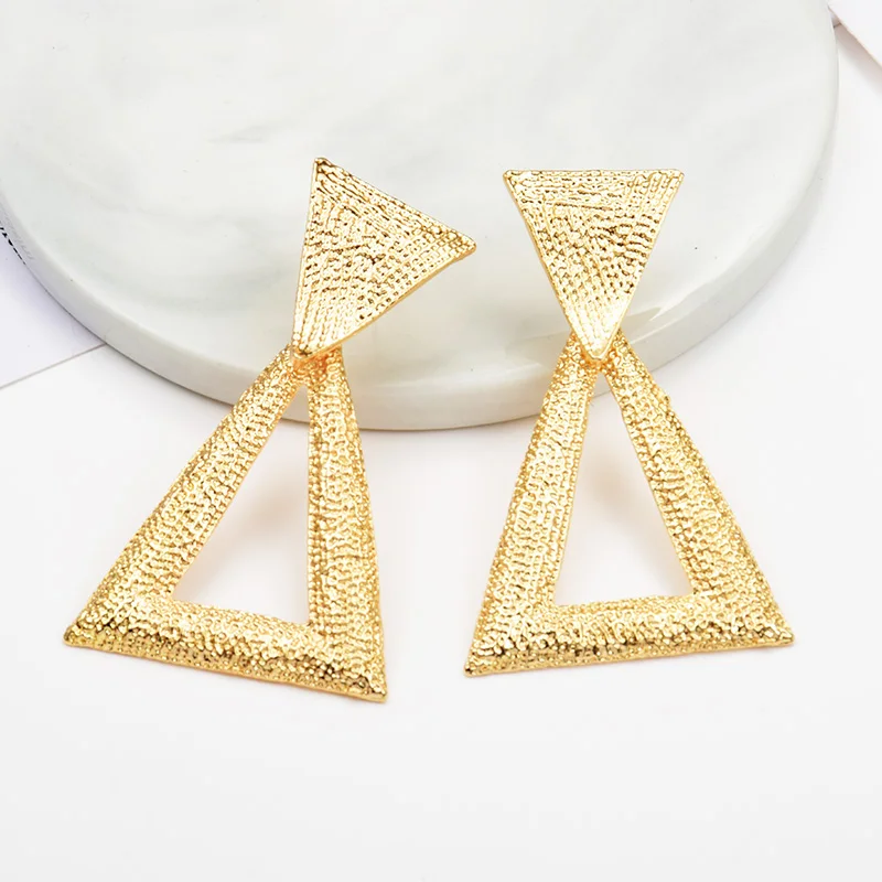 

ZA New Arrive Triangular Earrings 2019 Statement Hanging Metal Drop Earrings Hot Style Pendientes Jewelry For Women Girls Gift