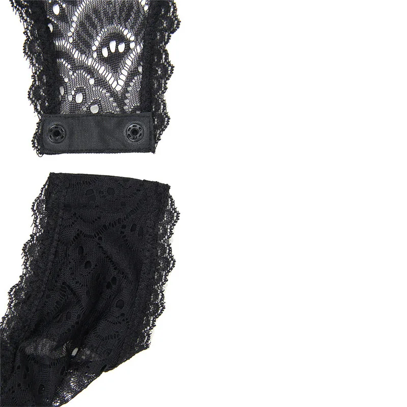 (11)