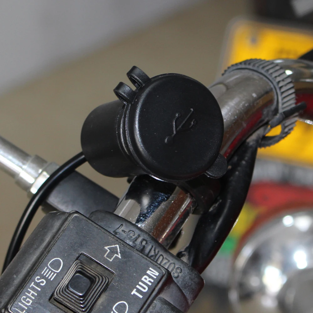 New High Quality Universal Waterproof USB12V Motorcycle Handlebar Charger Socket with Mount Motor Bikecycle Accessories | Автомобили и