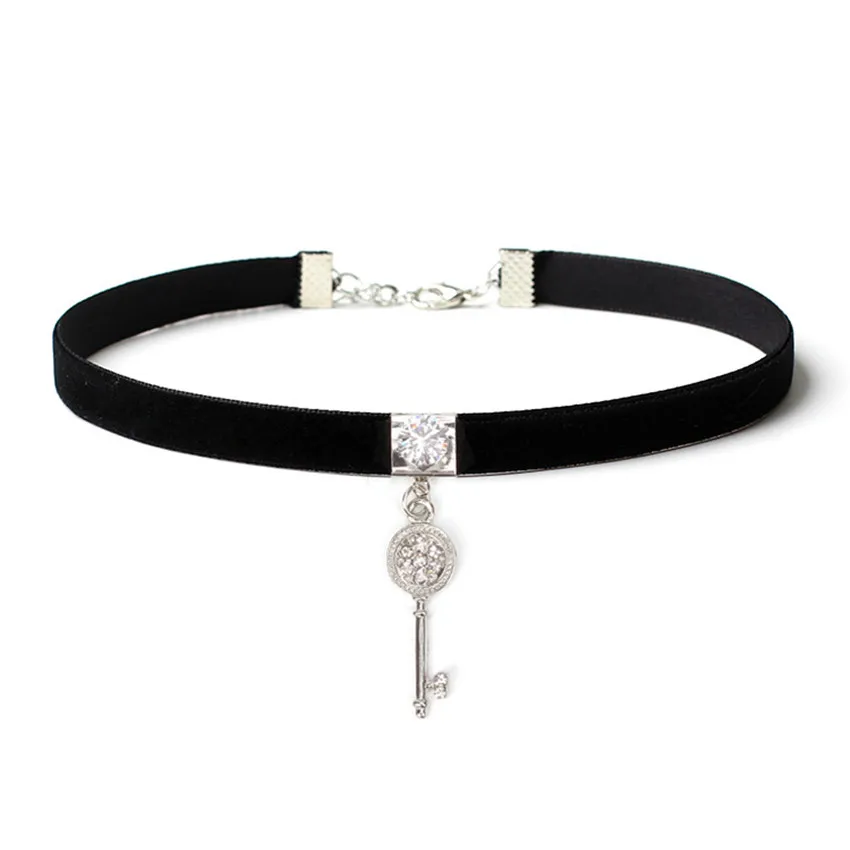 

NEW Simple Black Velvet Inlaid zircon Woman Choker Necklace KEY Pendant girl Charm Party Collar Jewelry Neck accessories