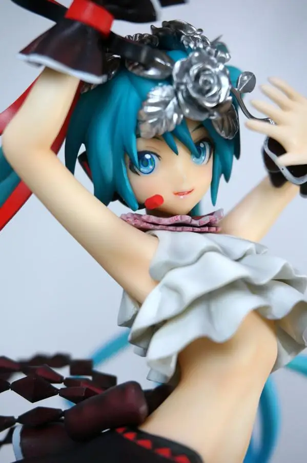 

Unpainted GK Garage Resin Figure 1/8 VOCALOID Hatsune Miku Model Kit