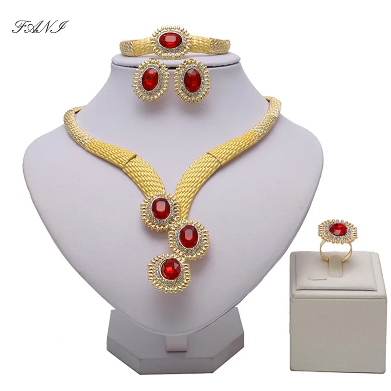 

Fani 2018 Nigerian Wedding woman accessories jewelry set Wholesale Fashion Dubai Gold Color Jewelry Set statement jewelry set
