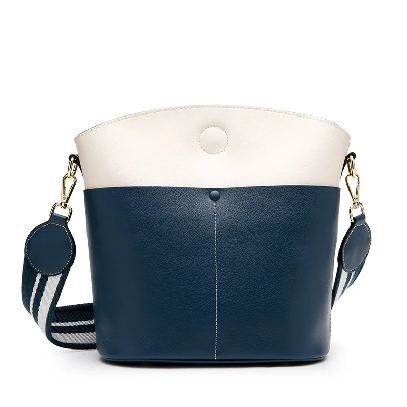 

New Korean bucket bag Leather large-capacity leather simple hit color shoulder bag Magnetic buckle Messenger bag