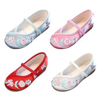 

Toddler Baby Girls Ballet Flats Chinese Traditional Embroidered Shoes for Cheongsam M