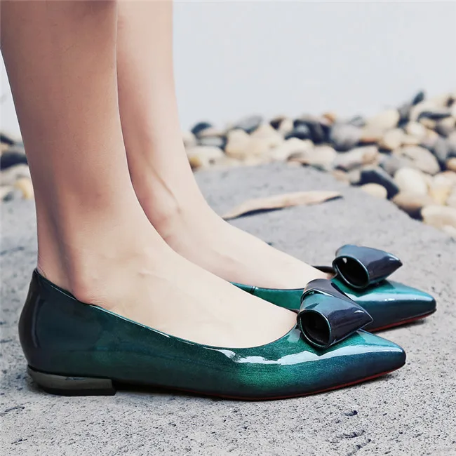 YMECHIC/ г.; модные милые туфли с бантом-бабочкой из лакированной кожи с острым носком; женские вечерние туфли на плоской подошве; женская летняя обувь; большие размеры; черный цвет