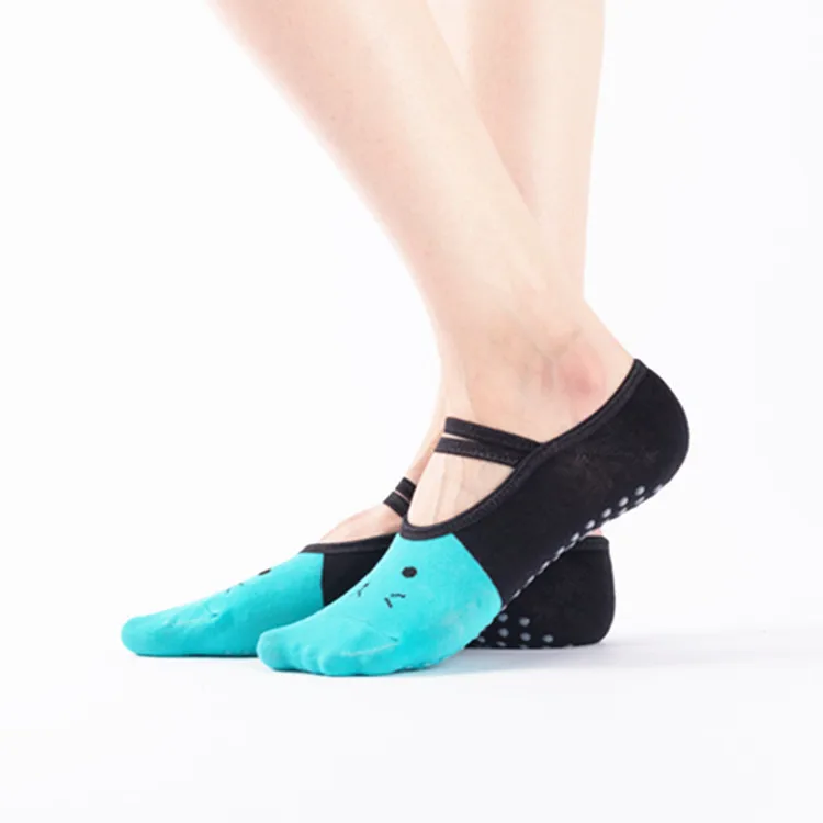 yoga sock 18