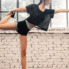 Женский спортивный костюм фитнесс футболка+ бюстгальтер+ шорты 3 шт. Костюм Для Бега Йога Женский тренажерный зал бег спортивный комплект