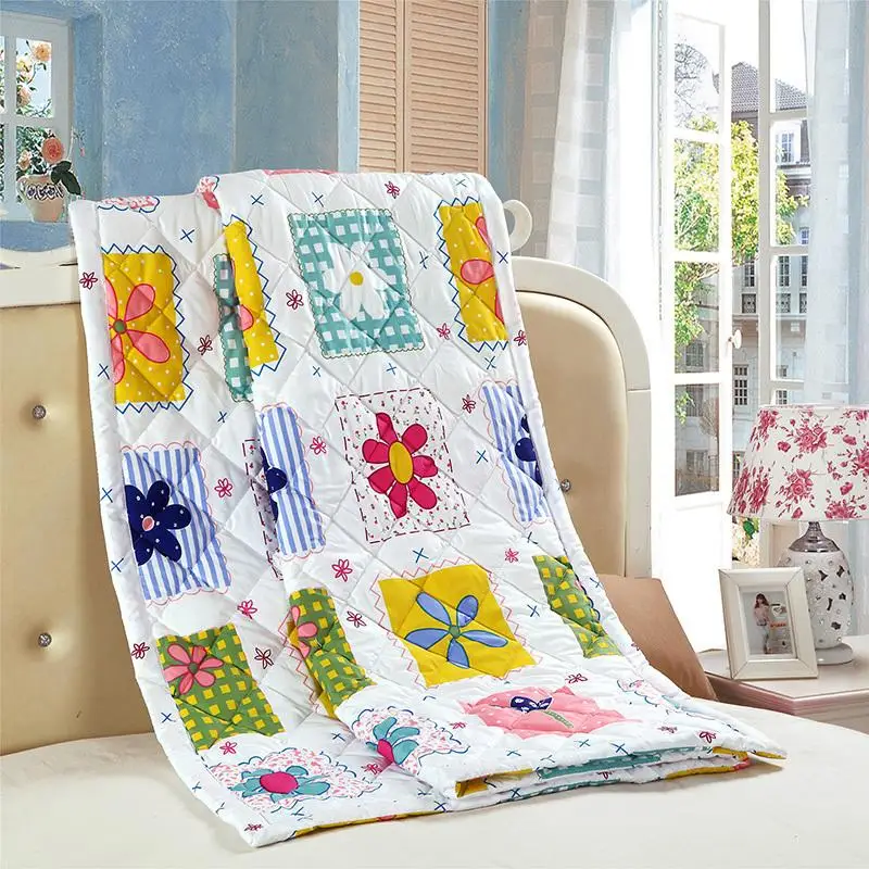 free shipping, 100 soft cotton summer quilt,VS001,110*150cmin Quilts