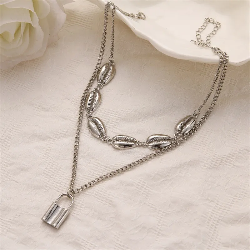 

Fashion Lock Pendant Necklace Couple Alloy Shell Multilayer Exaggerated Necklace Collar Seashell Boho Chain Necklace Gift
