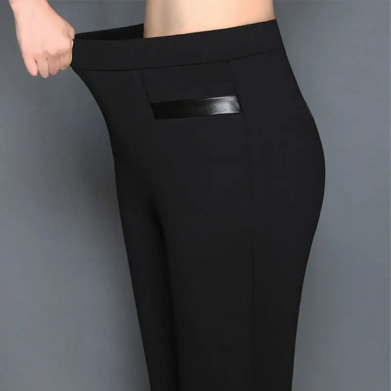 

M-4XL spring and autumn new style, women's pants, women's high-waist, black and white pants, fat-size, thin pencil pants.