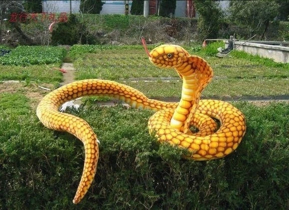 Yellow snake toy Clearance