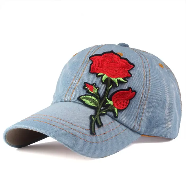 casquette avec rose