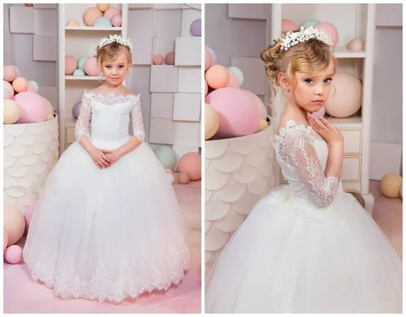 

Off the shoulder ivory lace flower girl dresses ball gown puffy tulle little princess dresses for wedding and party with sleeves
