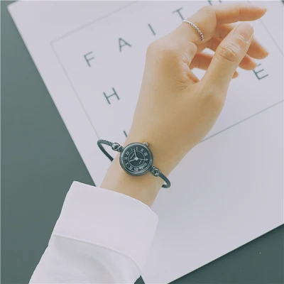 

Ultra-thin Watches Sports Leisure Watch