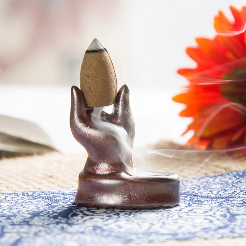 

2 Colors Small Hand Cone Incense Burner Smoke Back Flow Mini Bullet Incense Holder Tea Ceremony Hand Censer Home Decor