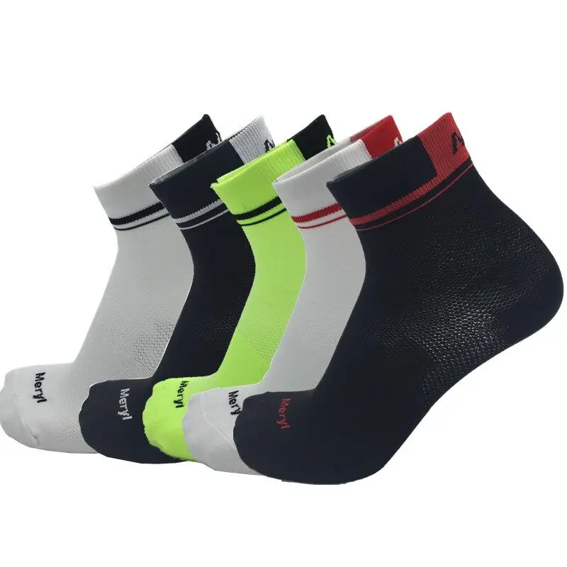 

2018 Short Sports Bike Socks Men's or Women's Breathable Riding Socks Outdoor Running Socks Summer Short Cycling Socks