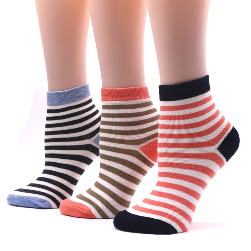 1pair Warm Women's Socks Cotton Thick Cute Funny Art Christmas Socks Colorful Pattern Comfortable 3D Cartoon Animal Socks Meias 1pair Warm Women's Socks Cotton Thick Cute Funny Art Christmas Socks Colorful Pattern Comfortable 3D Cartoon Animal Socks Meias