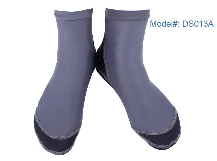 DS013A-Wetsuits-2015-NEW-Premium-Neoprene-3mm-Swim-Socks-Water-Sock-Boots-Shoes-Black-and-Pink-Size-33-to-45