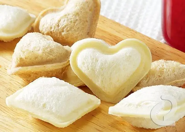 Новая мода мини в форме сердца Формочки для бутербродов тосты резак любовь бенто формы торт украшения инструменты для приготовления пищи в печенья резак