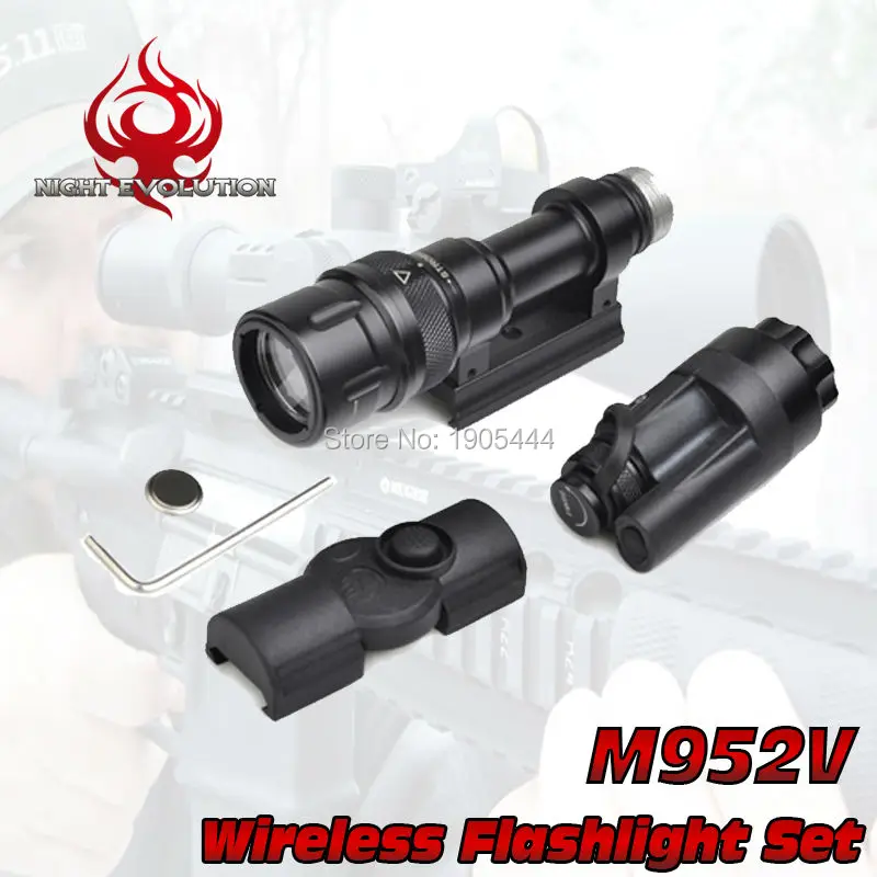 

NE 04077 Night Evolution Tactical light M952V Wireless Flashlight Set Quick Release Tactical Flashlight Airsoft Torch