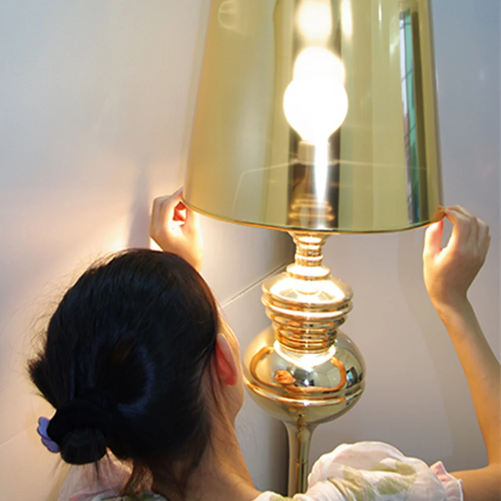 Торшер для гостиной, спальни, кабинета, освещение, современный минималистичный светодиодный светильник для глаз, вертикальная настольная лампа из кованого железа LM5091408py