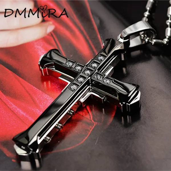 

Fashion Male Crystal Cross Pendant Silver Gold Black Stainless Steel Zirconia Jesus Cross Pendant Necklace Jewelry For Men