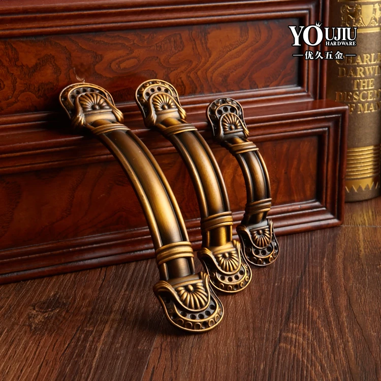 

Cabinet Knobs and Handles Drawer Pulls Chest Zinc Alloy Door Handle Antique Simple Plating Treatment High Quality Single Hole