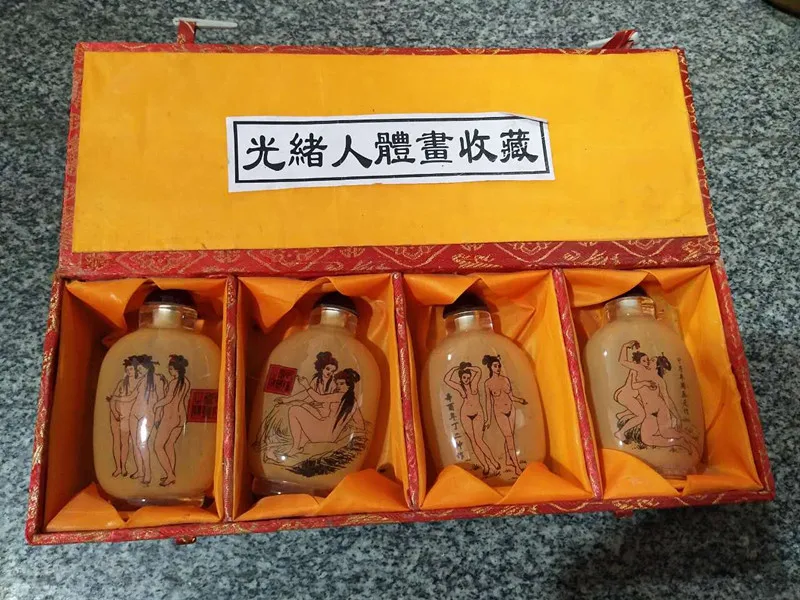 Эротическая фигурка античной династии Qing цветная стеклянная бутылка с