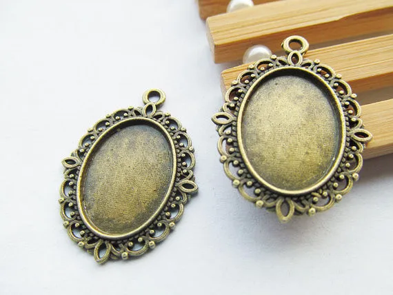 

20pcs Antique Silver tone/Antique Bronze Oval Base Setting Tray Bezel Pendant Charm/Finding,fit 13mmx18mm Cabochon/Picture/Cameo