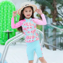 Купальный костюм из двух предметов для девочек; одежда для купания с длинными рукавами для малышей; Солнцезащитная пляжная одежда; детские топы и шорты; детские купальники