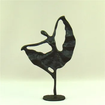 

Handmade Metal Ballerina Figurine Abstract Cast Iron Ballet Dancing Girl Statue Embellishment Decoration Craft Adornment Present
