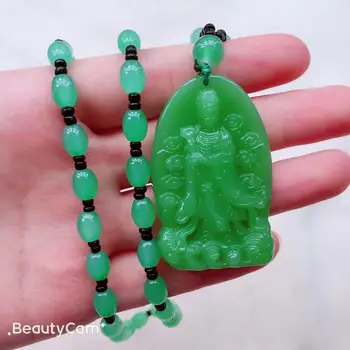 

Natural Buddha Carving Crystal Emerald Necklaces Natural Crystal Pendant Stone Pendant Chains Necklace For Women Fashion Jewelry