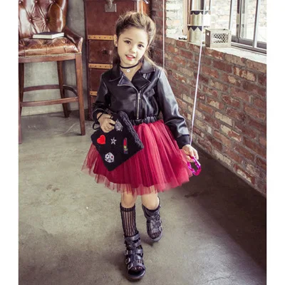 Весенние кожаные куртки для маленьких девочек; осенние кожаные платья в сеточку; юбки-пачки; Детские кожаные куртки в байкерском стиле
