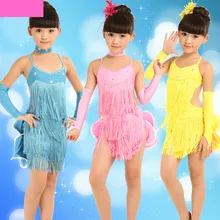 Для детей синего, желтого, розового цвета с выступление на сцене конкурс танцевальные костюмы с бахромой/латиноамериканское с кисточками; платье для девочек