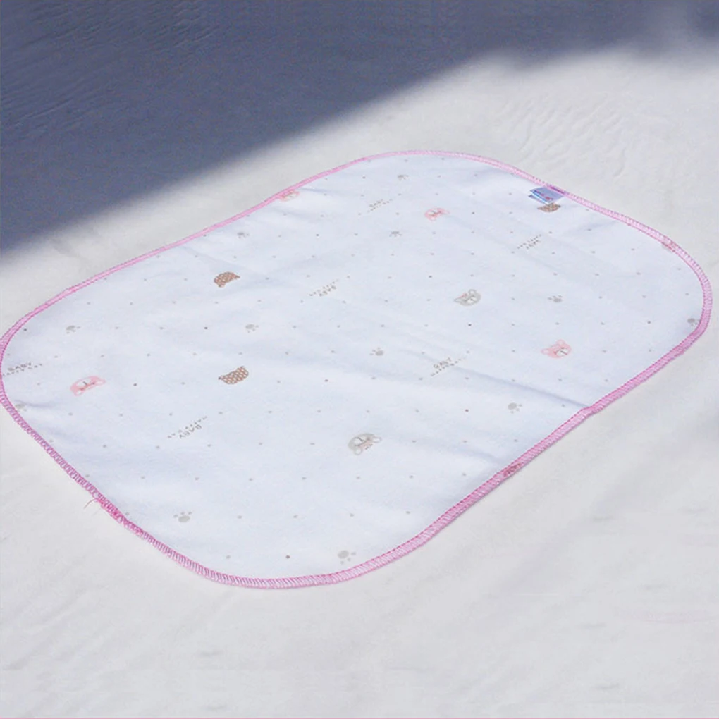 35x50cm Hot Sale Baby Infants Lovely Animal Urine Pad Cotton Waterpoof