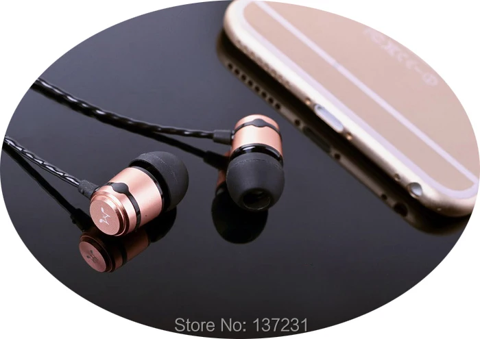 SoundMAGIC E50 в уши, гарнитура, супер звучание баса, обеспечивает высокую точность воспроизведения стерео Hi-Fi наушники черный, красный, золотой цвета натуральная запечатанный в коробке