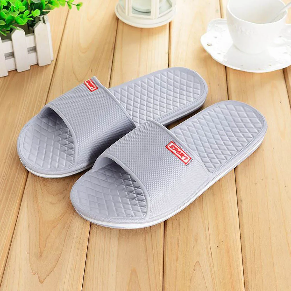 Для мужчин однотонные Тапочки для ванной, на плоской подошве, летние сандалии для дома и прогулок; модные тапочки - Цвет: Gray